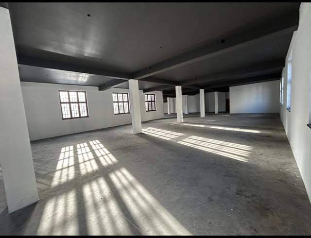 3,137M² OFFICE TO LET IN CAPE TOWN CITY CENTRE